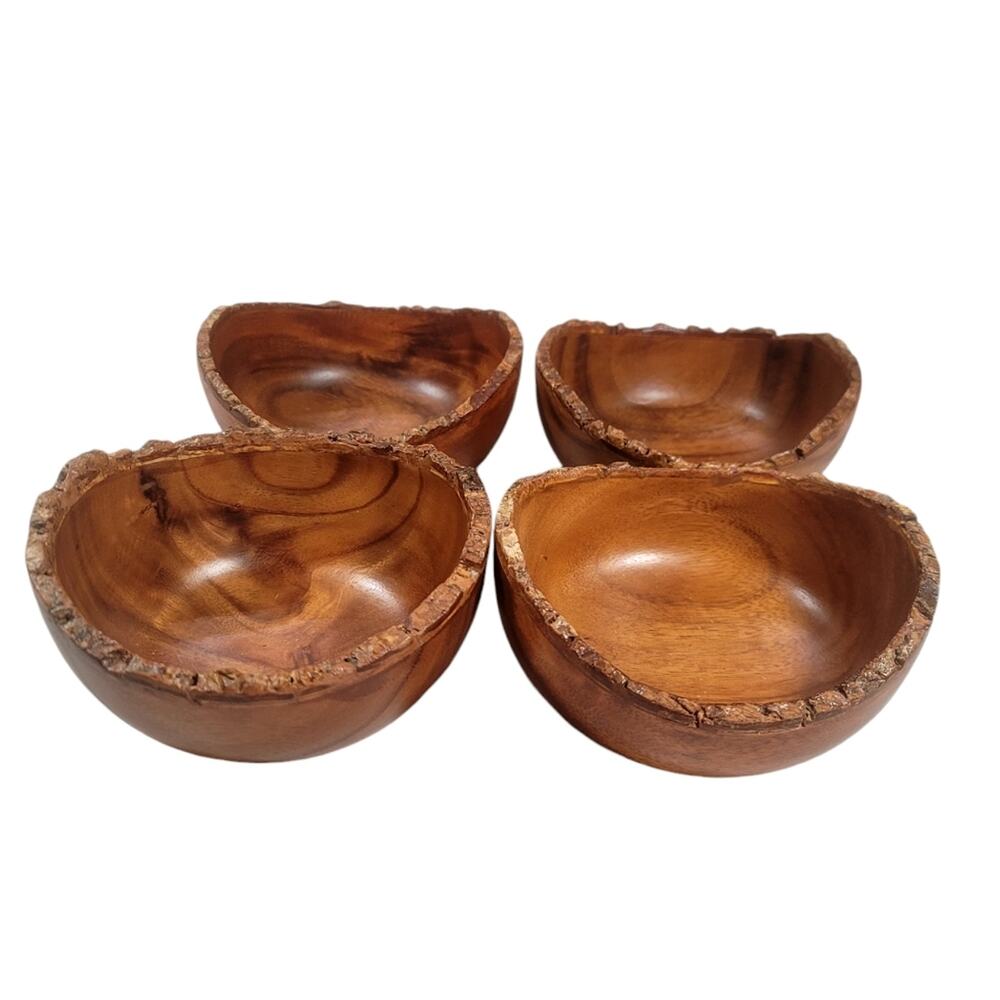 Pottery Barn Acacia Bark Rim wooden bowls set of 4 - EUC